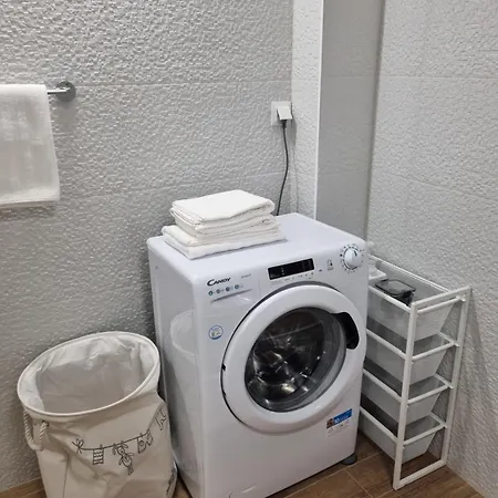 Sea View Апартаменты Лумбарда