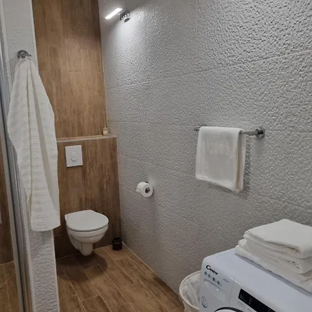 Sea View Лумбарда